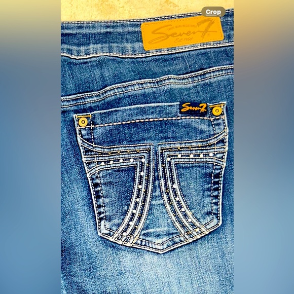 SEVEN 7 Melissa McCarthy bootcut dark denim and blinged back poxkets EUC - Picture 2 of 7
